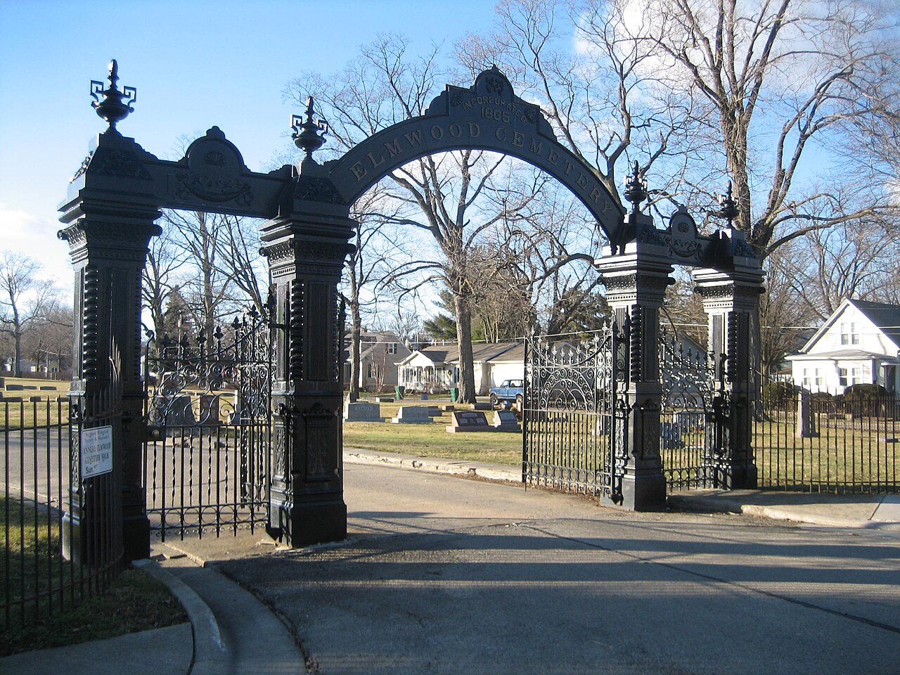 Elmwood Cemetery Gates, Sycamore, Illinois, National Register of Historic Places.